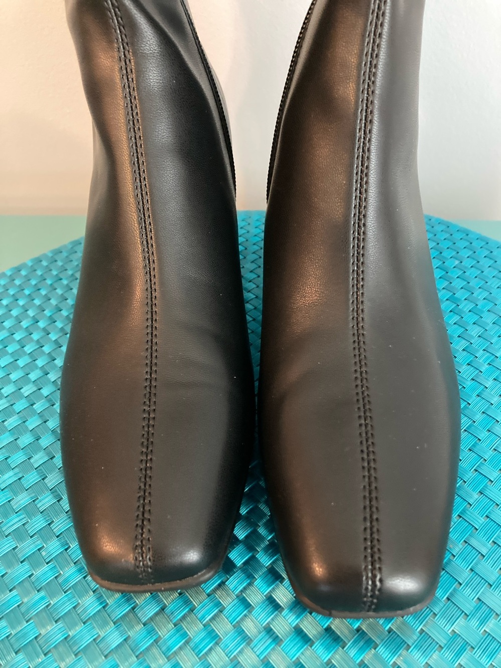 AEROSOLES Black Knee-High Block Heel Boots Faux Leather Women Size 8.5 - Picture 7 of 15
